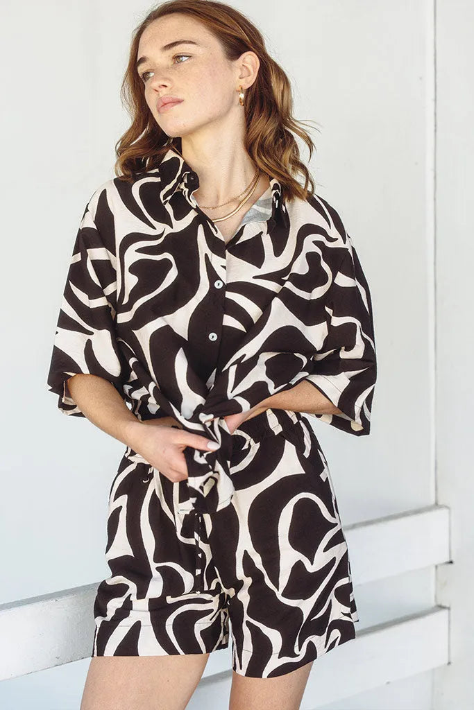 Brady Drawstring Shorts Cotton - Black & Cream Print