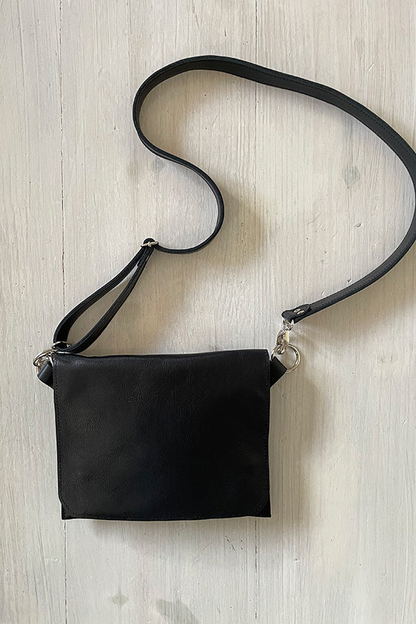 The Credit Card Bag in Black