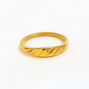 Croissant Ring