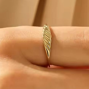 Croissant Ring