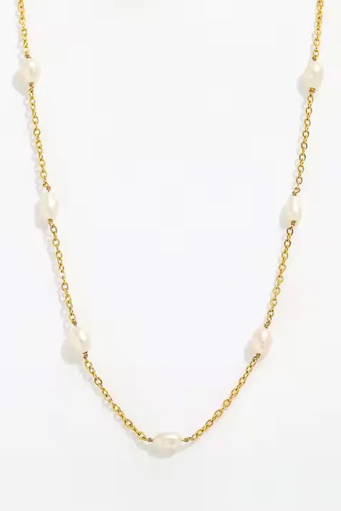 Mira Pearl Necklace