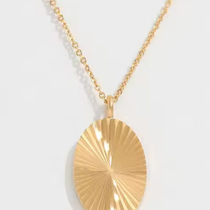 Sol Pendant Necklace