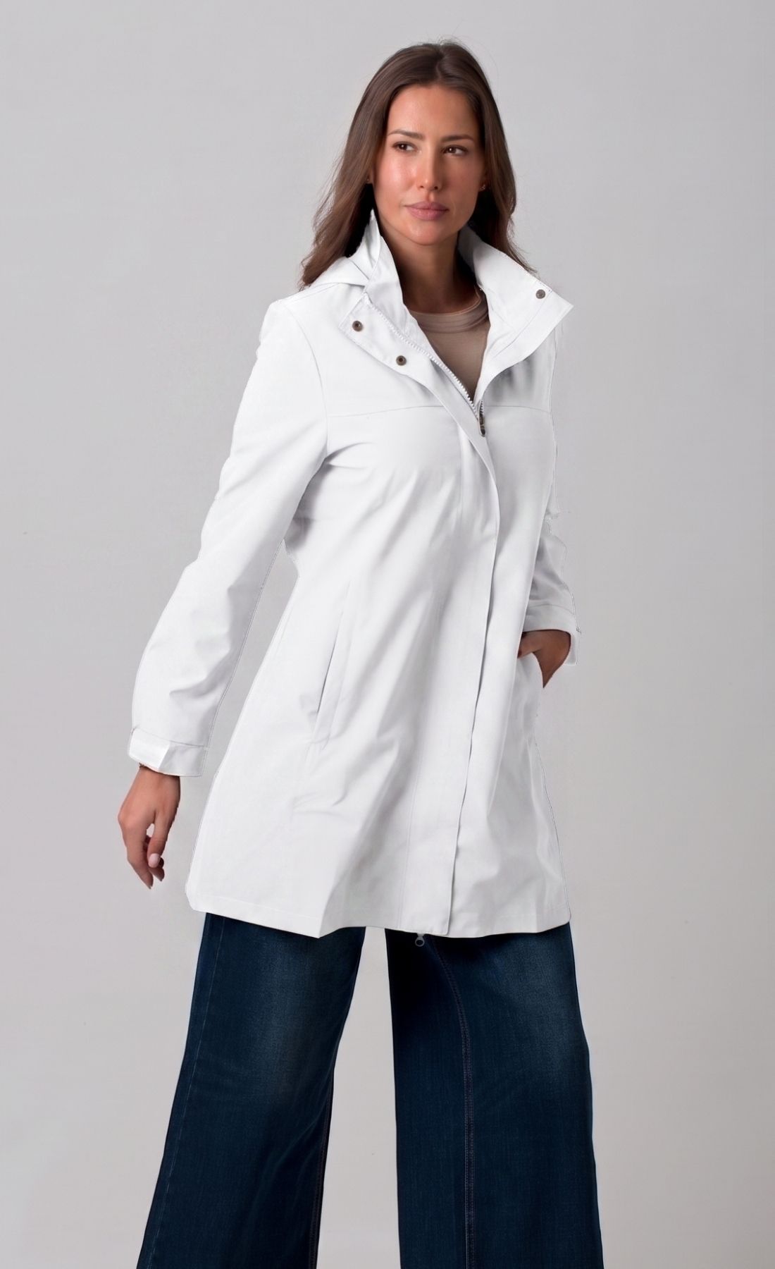 Windsor Rain Jacket - White
