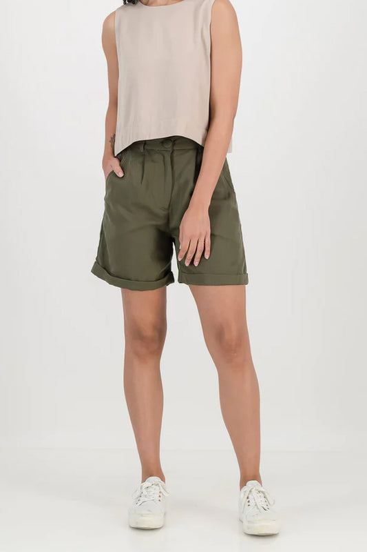 Shorts in Olive